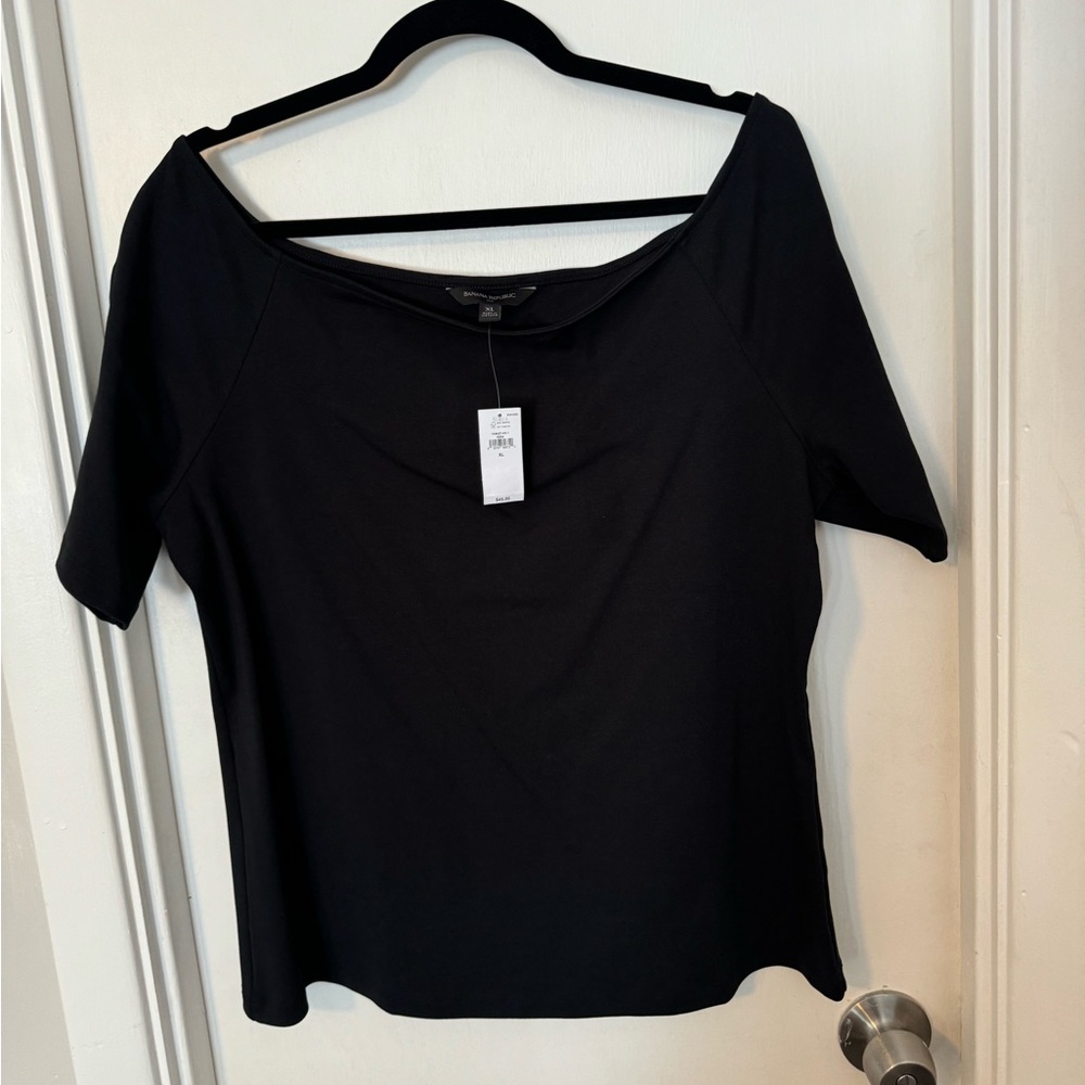 NWT Banana Republic wide neck top size XL